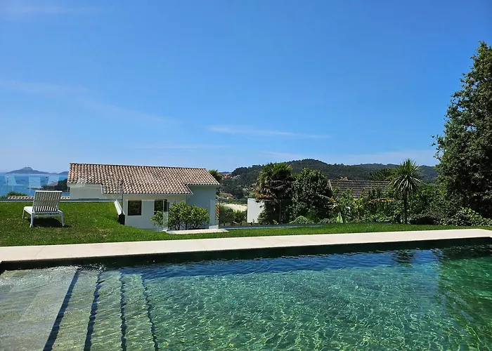 Limens Luxury * Cangas do Morrazo